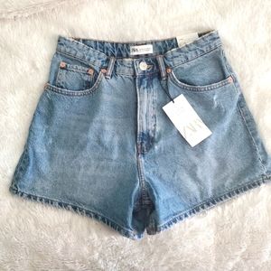 NWT Sz 8 or 40 Zara Mom Fit Hi-Rise Jean Shorts